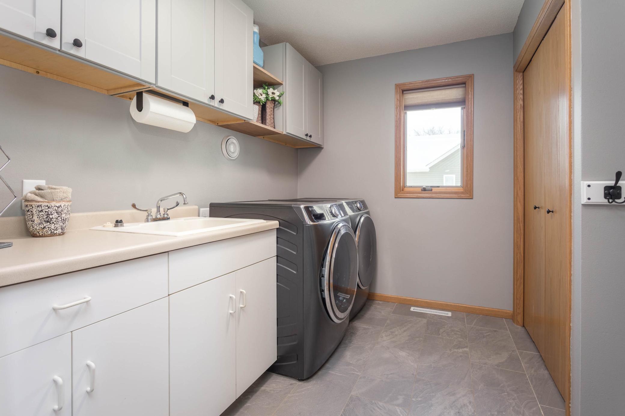 903 Geneva Drive Alexandria, MN 56308 - Photo 6 of 52