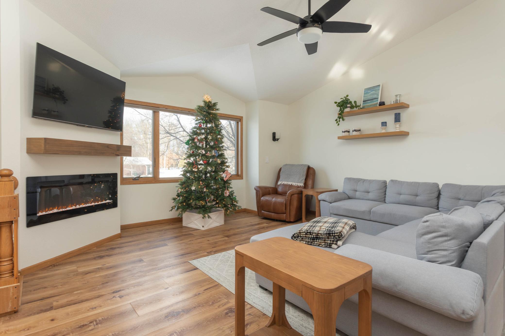 903 Geneva Drive Alexandria, MN 56308 - Photo 8 of 52