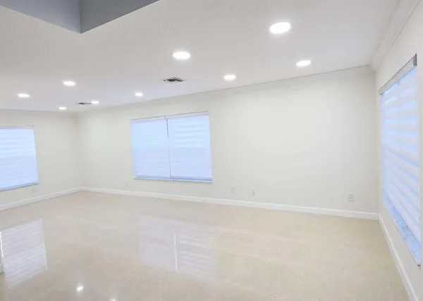 $3,800 | 6125 Northwest 40th Street, Coral Springs, FL 33067