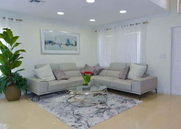 $3,800 | 6125 Northwest 40th Street, Coral Springs, FL 33067