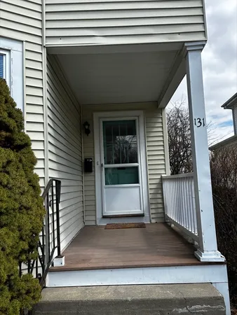 $2,600 | 131-133 Vernon Street, Unit 1, Norwood, MA 02062