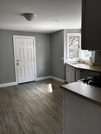 $2,600 | 131-133 Vernon Street, Unit 1, Norwood, MA 02062