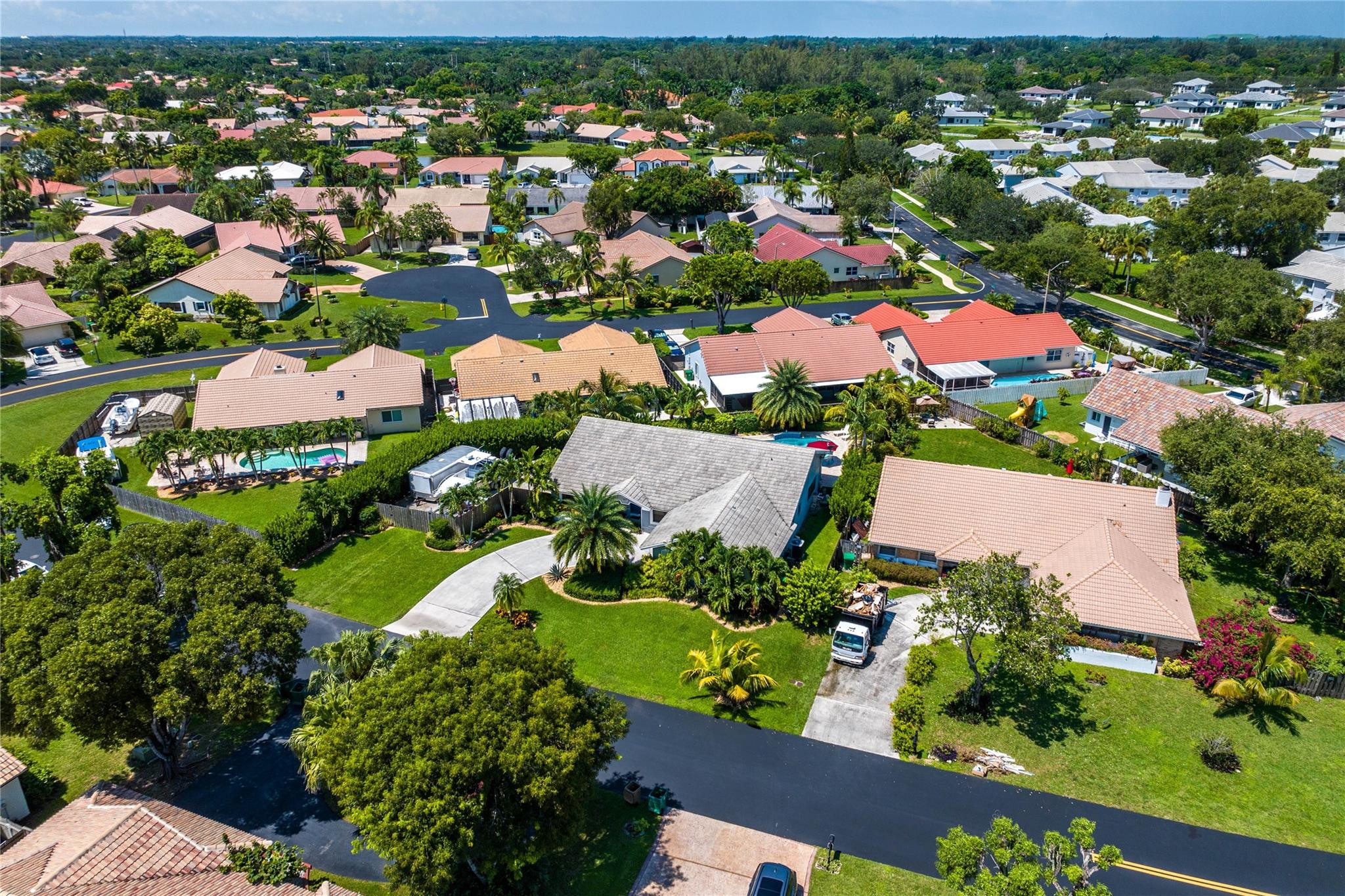 4841 East Roundtable Road Davie, FL 33331 - Photo 33 of 41 Photo 33