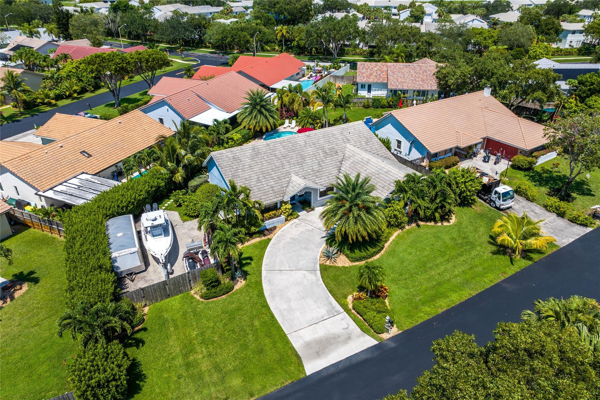 4841 East Roundtable Road Davie, FL 33331 - Photo 34 of 41 Photo 34
