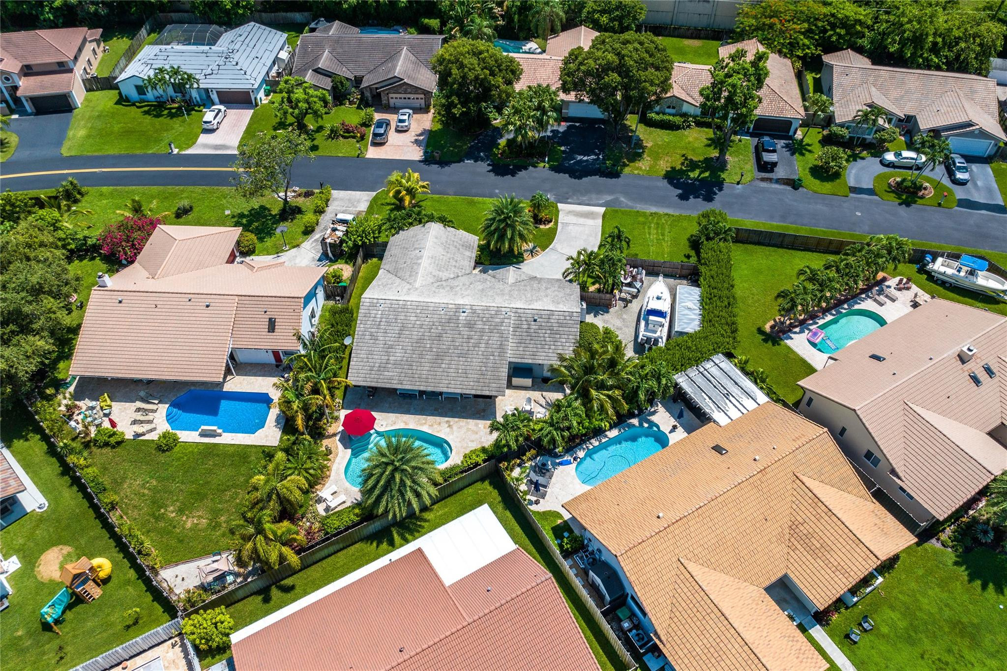 4841 East Roundtable Road Davie, FL 33331 - Photo 36 of 41 Photo 36