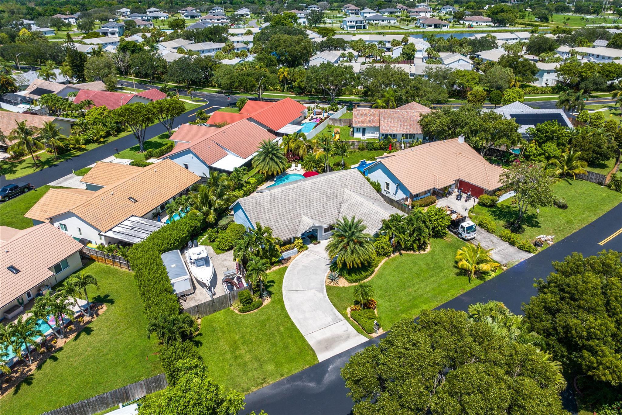 4841 East Roundtable Road Davie, FL 33331 - Photo 38 of 41 Photo 38
