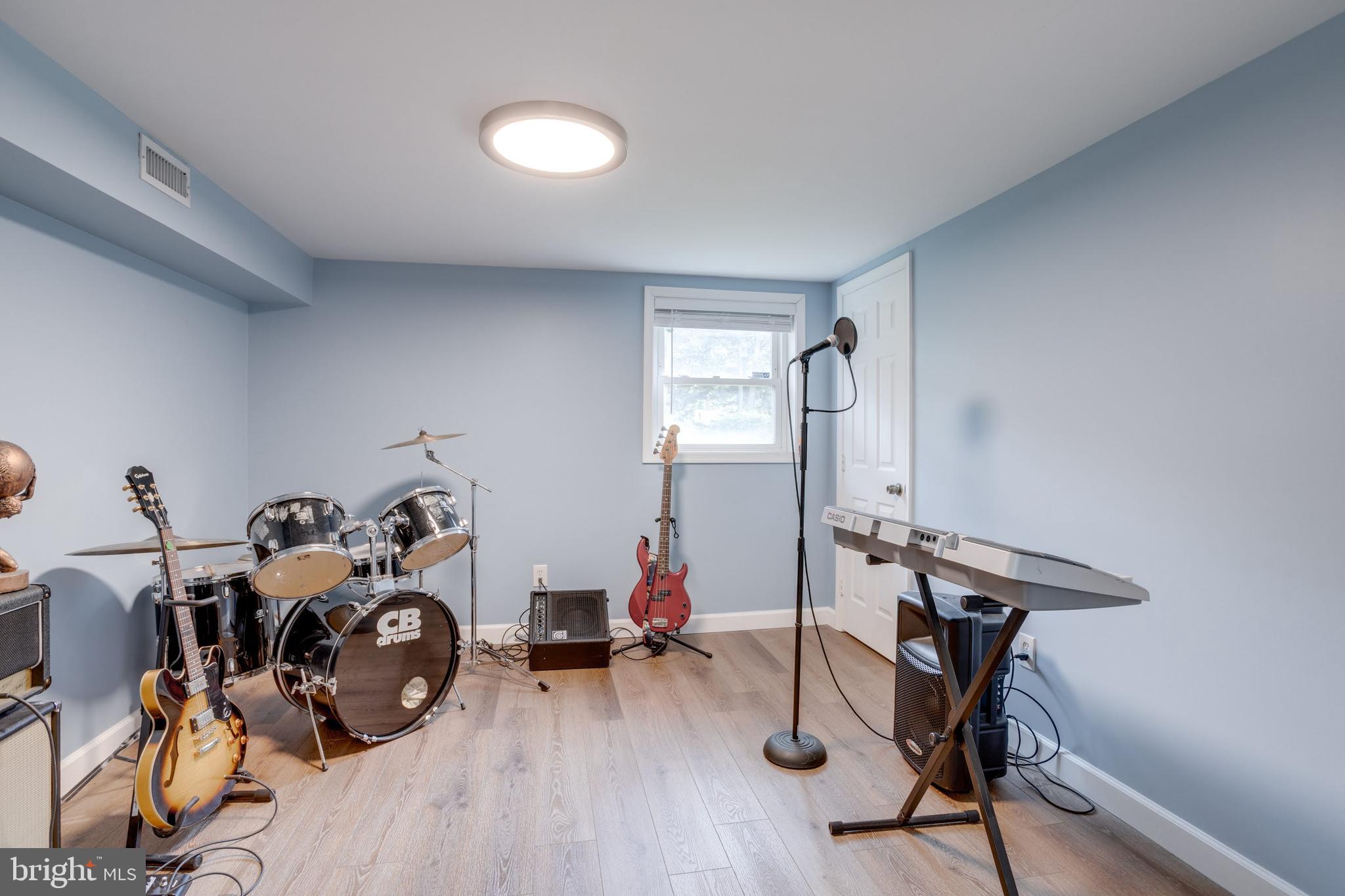 5519 Hinton Street Springfield, VA 22151 - Photo 19 of 74