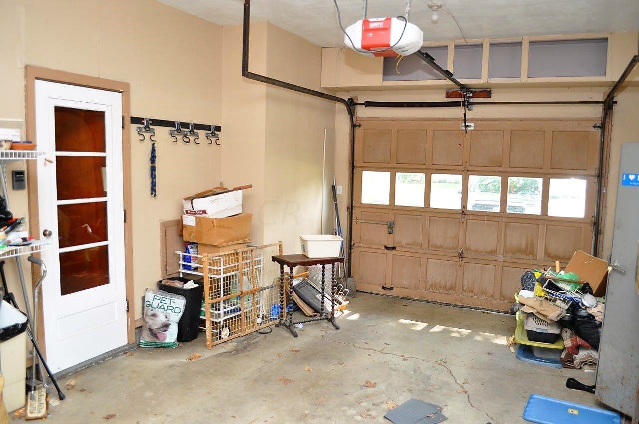 1192 Kenwick Road Columbus, OH 43209 - Photo 30 of 33 Attached Garage