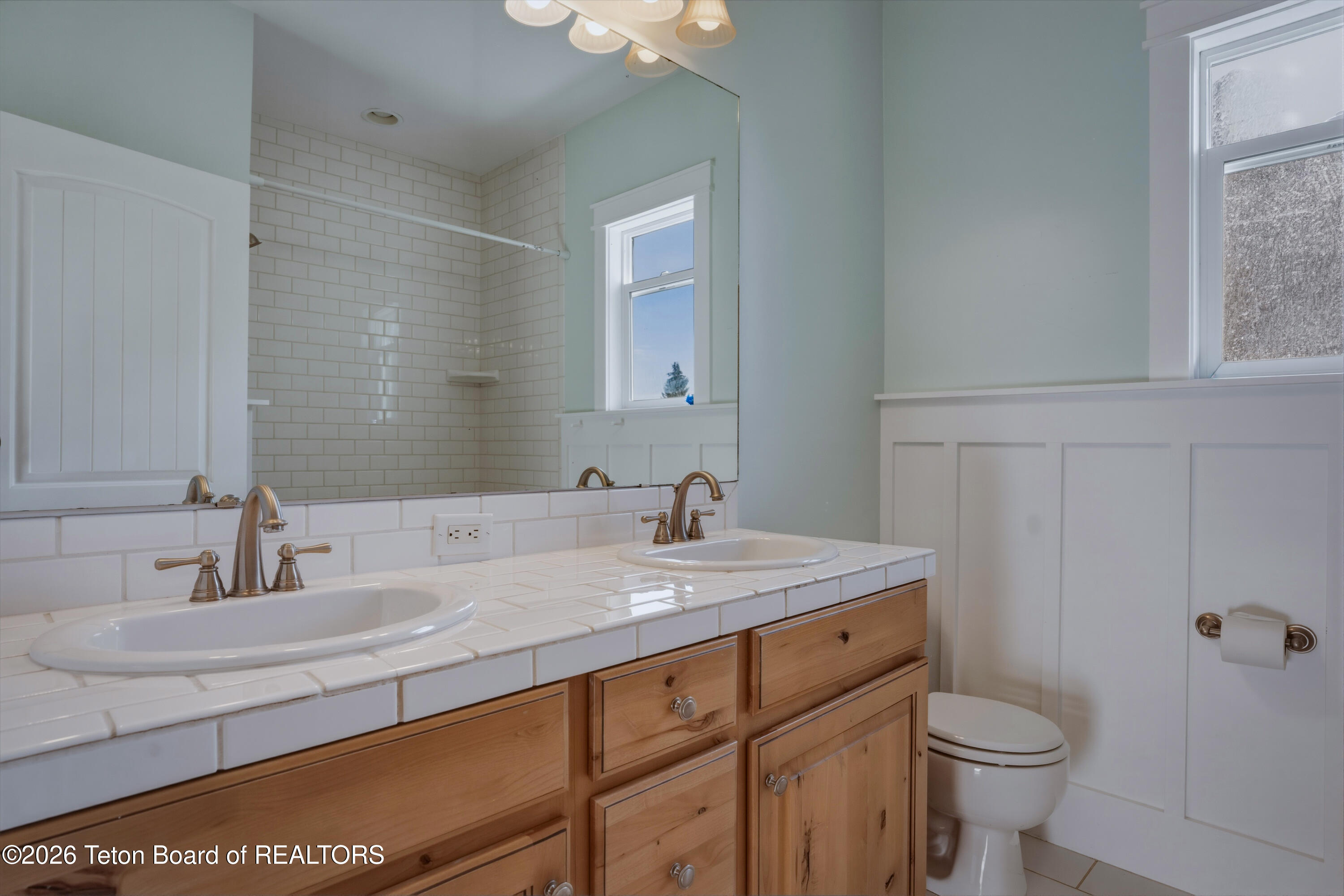 216 Columbine Street Alpine, WY 83128 - Photo 21 of 49 216 Columbine St-38