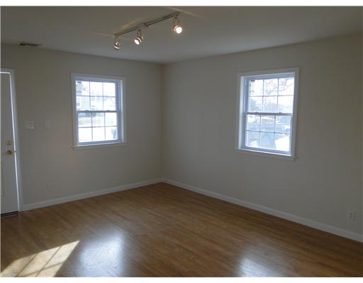 10 Bristol Road Middletown, RI 02842 - Photo 9 of 12 Living Room.