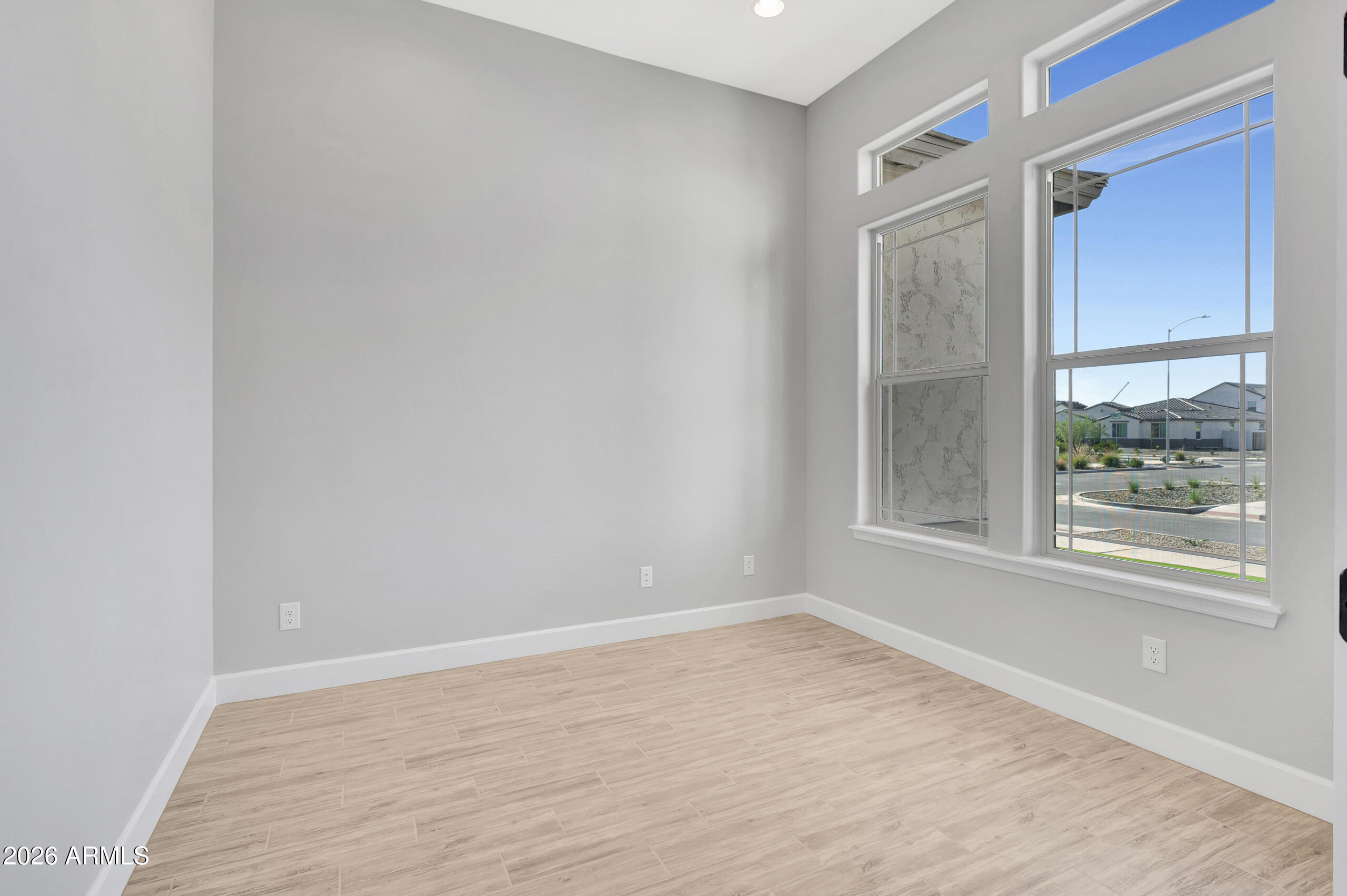 9809 Gold Stone Trail Apache Junction, AZ 85120 - Photo 12 of 23 an empty room with a window