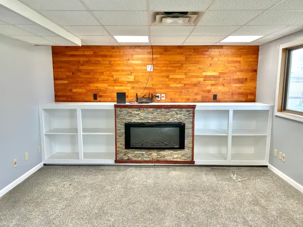 $315,000 | 206 Charyridge Drive, Kent City, MI 49330