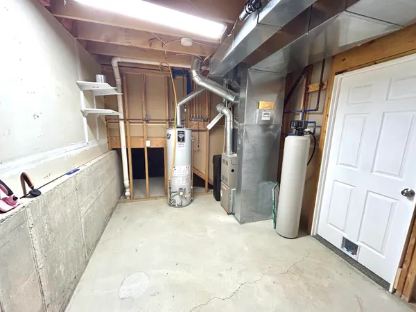 $315,000 | 206 Charyridge Drive, Kent City, MI 49330