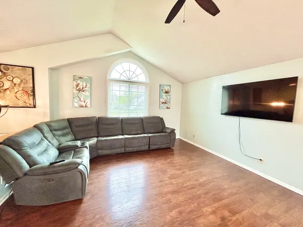 $315,000 | 206 Charyridge Drive, Kent City, MI 49330