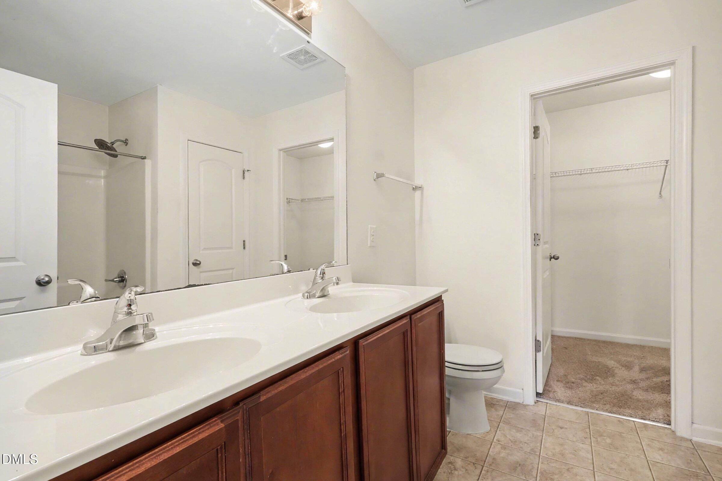 3920 Mike Levi Court Raleigh, NC 27610 - Photo 20 of 38 016_file_6168