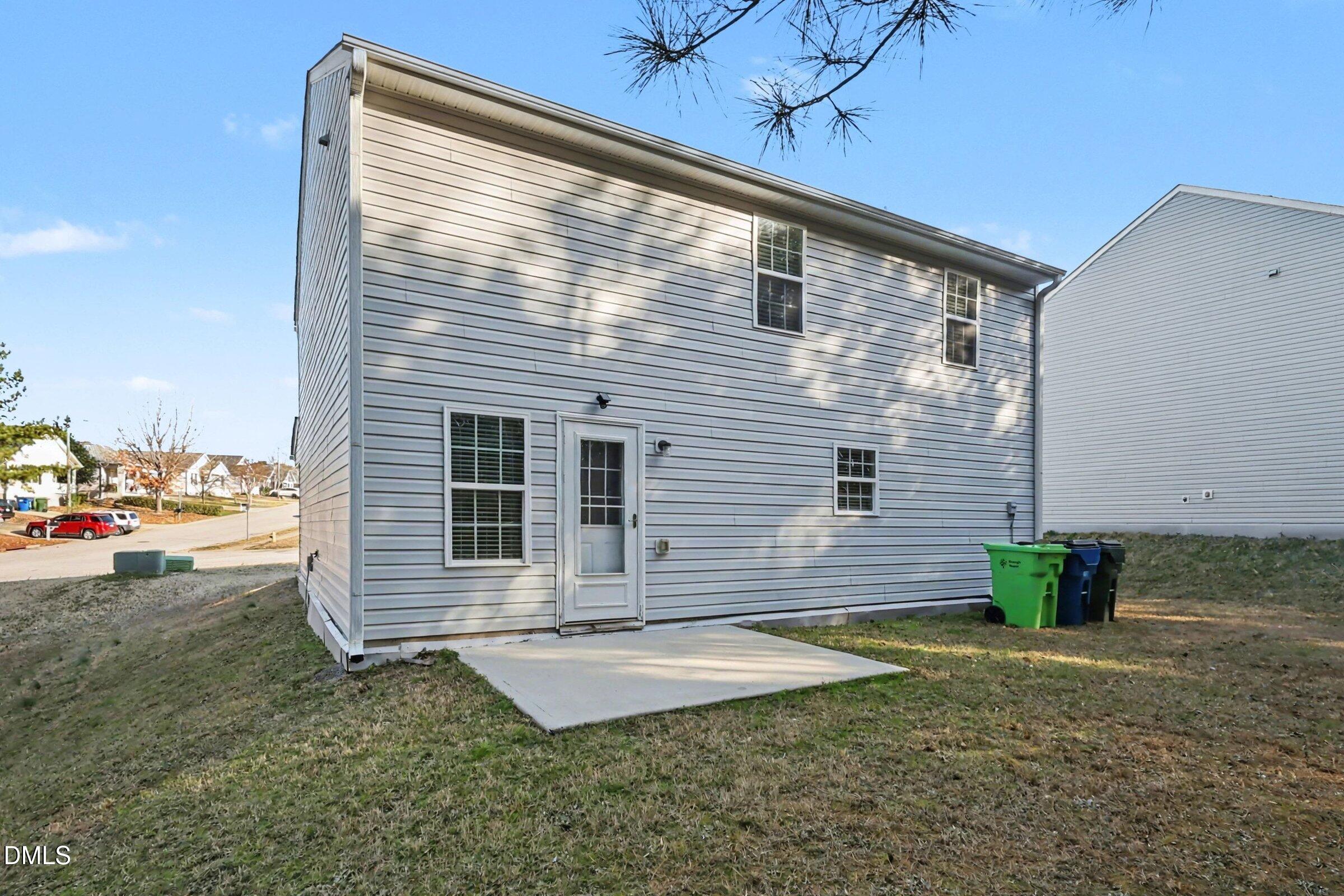 3920 Mike Levi Court Raleigh, NC 27610 - Photo 36 of 38 030_file_8347