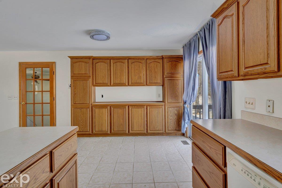 14330 Jeddo Road Yale, MI 48097 - Photo 14 of 51 50167607-72a0ba6e-3236-49be-a256-60a72b8c035b.JPG