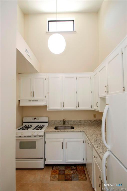 48 Lawson Lane, Unit 48 Ridgefield, CT 06877 - Photo 11 of 30