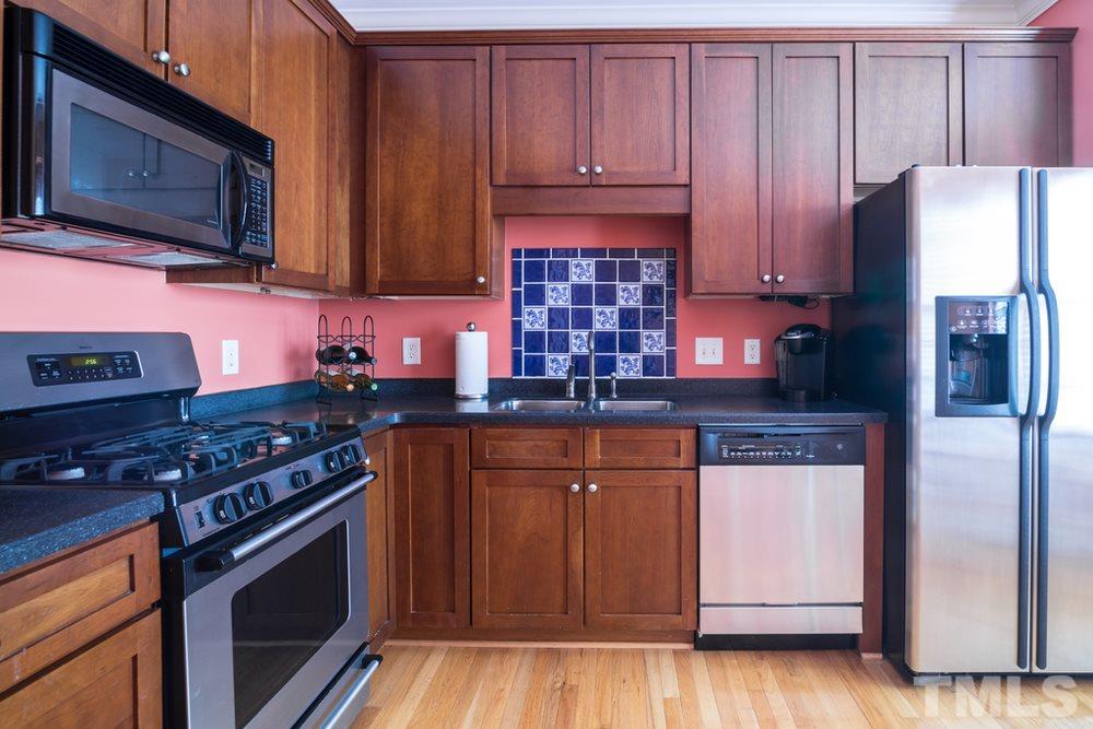 1300 Cameron View Court Raleigh, NC 27607 - Photo 3 of 30
