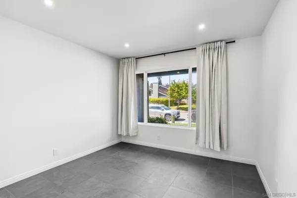 $7,500 | 15999 Via De Las Palmas, Rancho Santa Fe, CA 92091