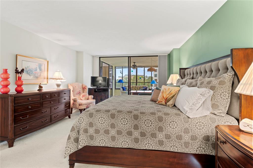 8735 Midnight Pass Road, Unit 301B Sarasota, FL 34242 - Photo 31 of 63 Gallery Image 31
