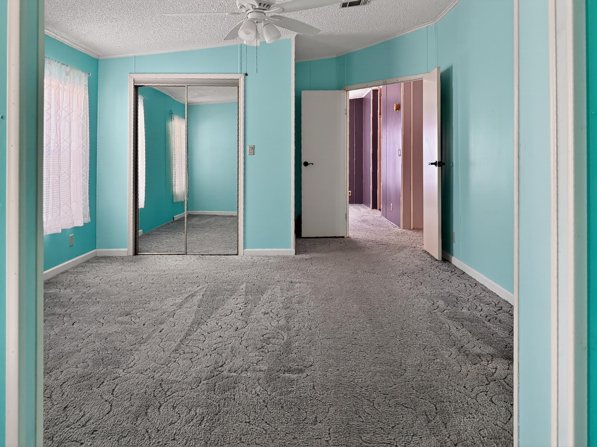 142 Garcia Street Interlachen, FL 32148 - Photo 20 of 28 an empty room with closet and a bathroom