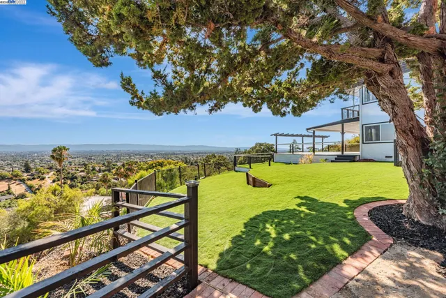 $1,988,000 | 10745 Ridgeview Way, San Jose, CA 95127