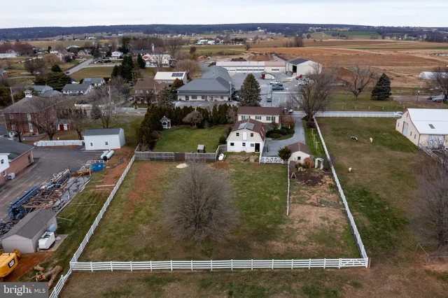 a picture of city view