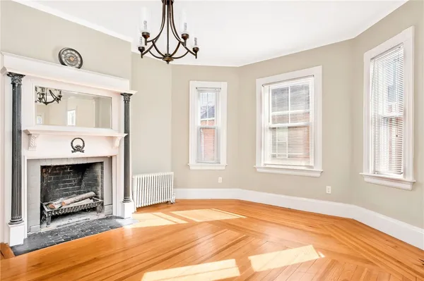 $999,000 | 90 University Avenue, Providence, RI 02906