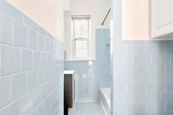 $999,000 | 90 University Avenue, Providence, RI 02906