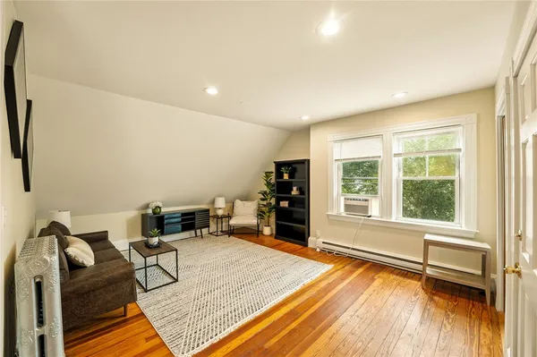 $999,000 | 90 University Avenue, Providence, RI 02906