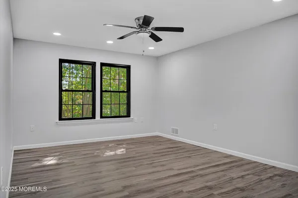 $290,000 | 1604 Dahlia Court, Jackson, NJ 08527