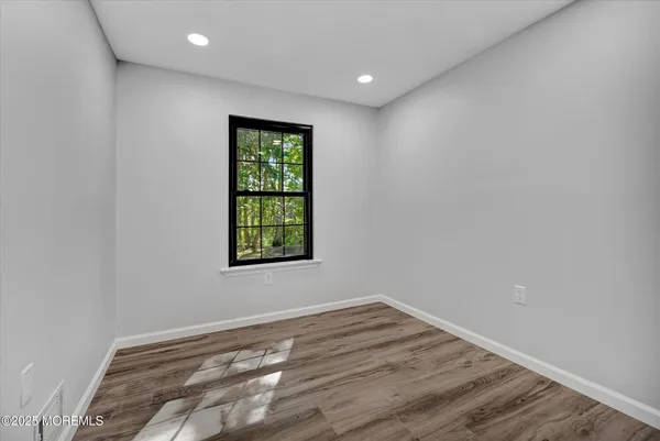 $290,000 | 1604 Dahlia Court, Jackson, NJ 08527
