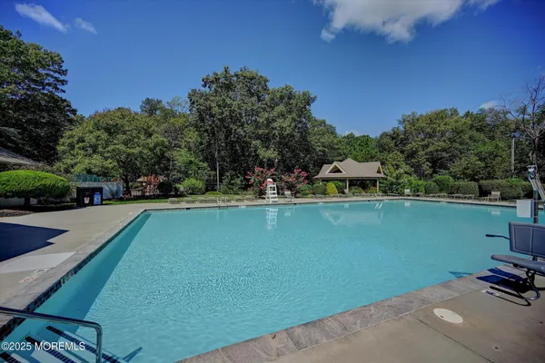 $290,000 | 1604 Dahlia Court, Jackson, NJ 08527