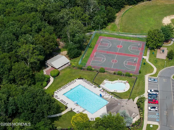 $290,000 | 1604 Dahlia Court, Jackson, NJ 08527