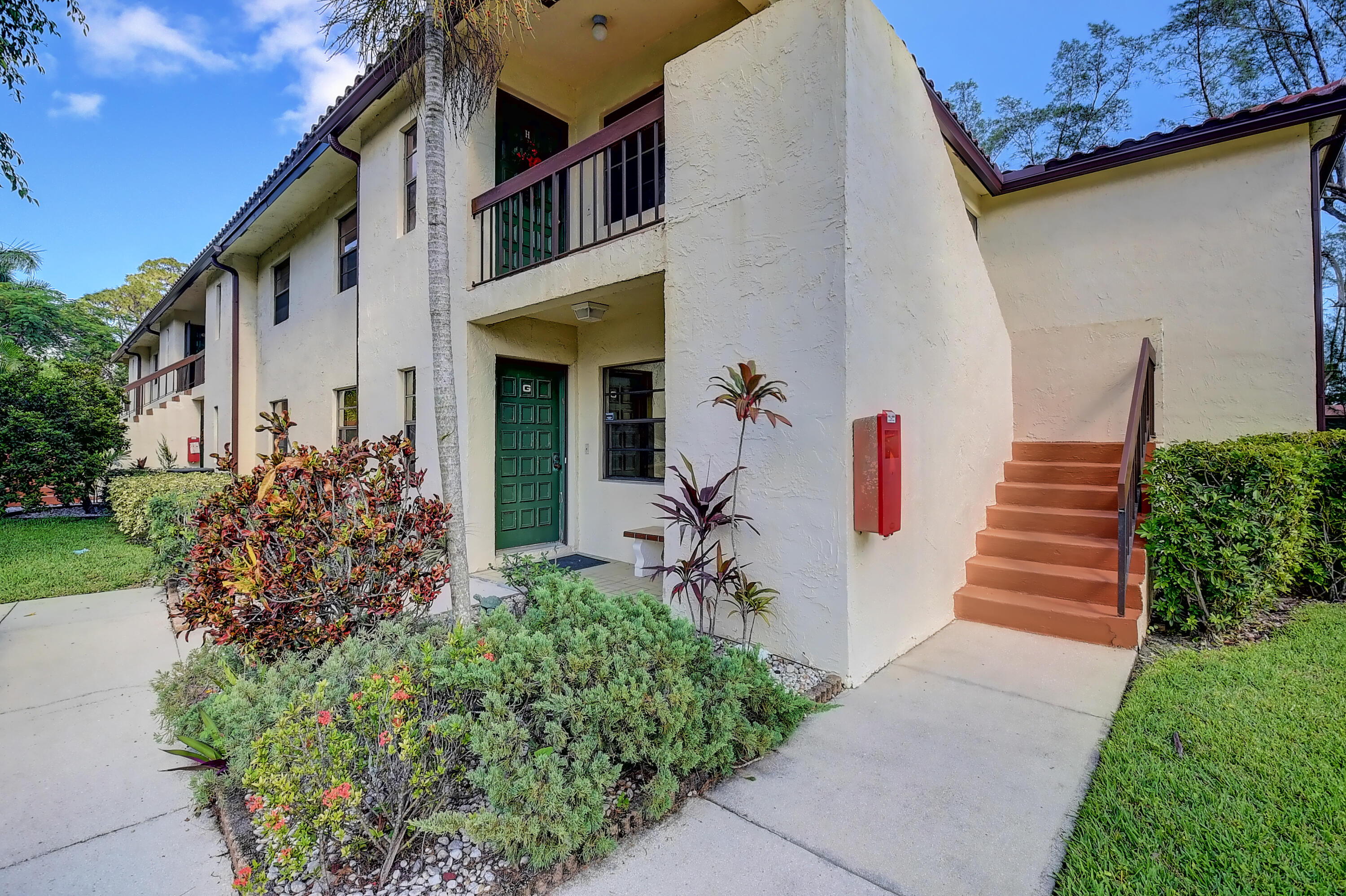21662 Arriba Real, Unit 44G Boca Raton, FL 33433 - Photo 1 of 39 3 (1)