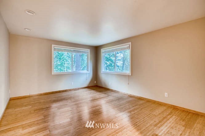 21625 4th Avenue Southeast Bothell, WA 98021 - Photo 11 of 25