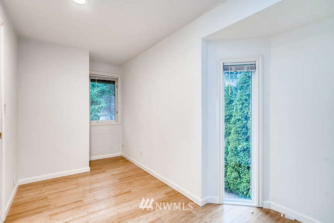 21625 4th Avenue Southeast Bothell, WA 98021 - Photo 14 of 25
