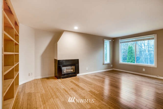21625 4th Avenue Southeast Bothell, WA 98021 - Photo 5 of 25