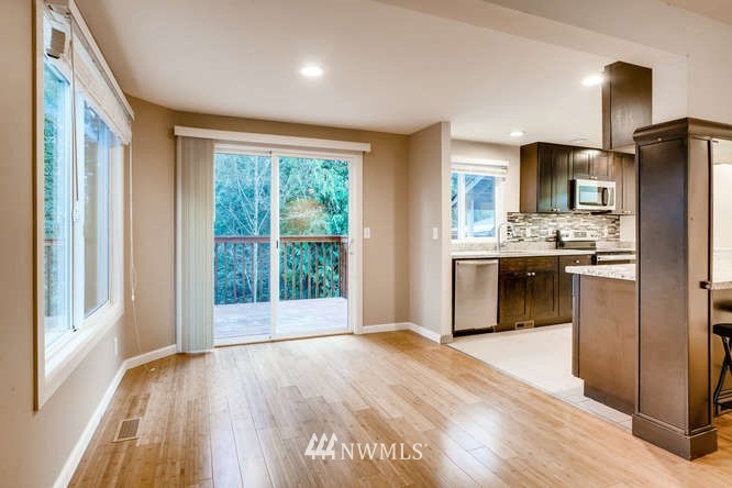 21625 4th Avenue Southeast Bothell, WA 98021 - Photo 7 of 25