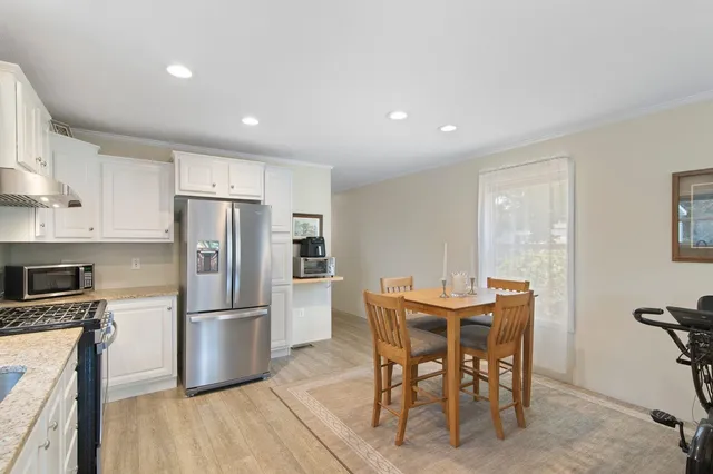 $160,000 | 16 Hillcrest Street, Hinsdale, NH 03451