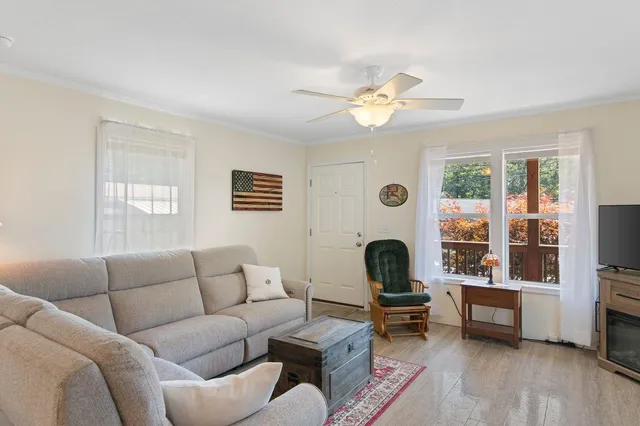 $160,000 | 16 Hillcrest Street, Hinsdale, NH 03451