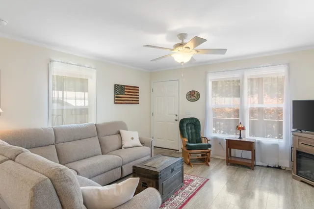 $160,000 | 16 Hillcrest Street, Hinsdale, NH 03451