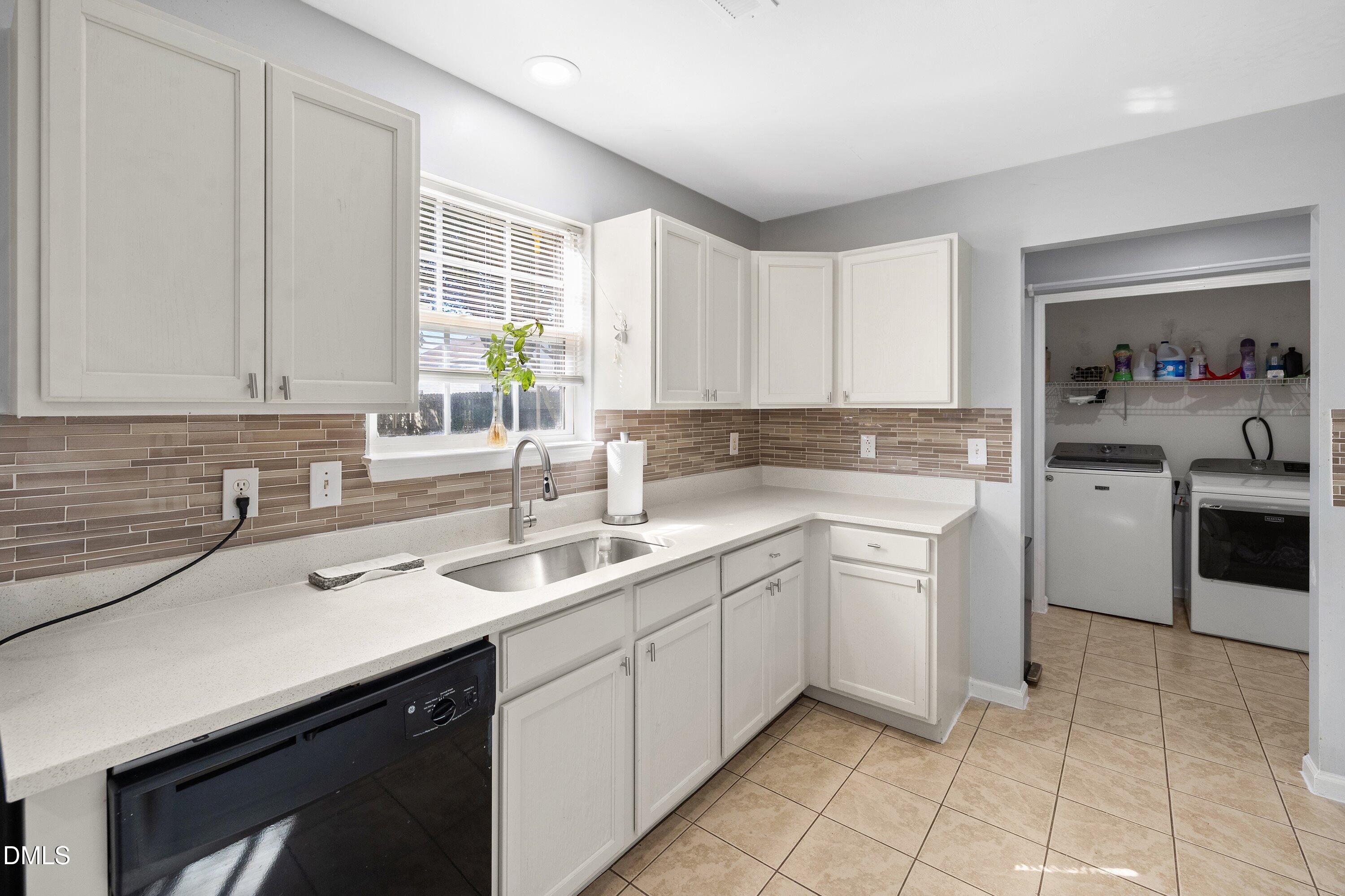 4018 Rothfield Lane Raleigh, NC 27616 - Photo 14 of 44 Kitchen