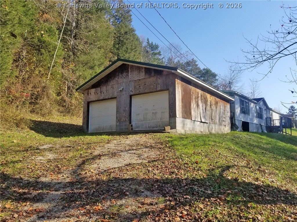 11254 Derricks Creek Road Charleston, WV 25320 - Photo 3 of 12 Gallery Image 3