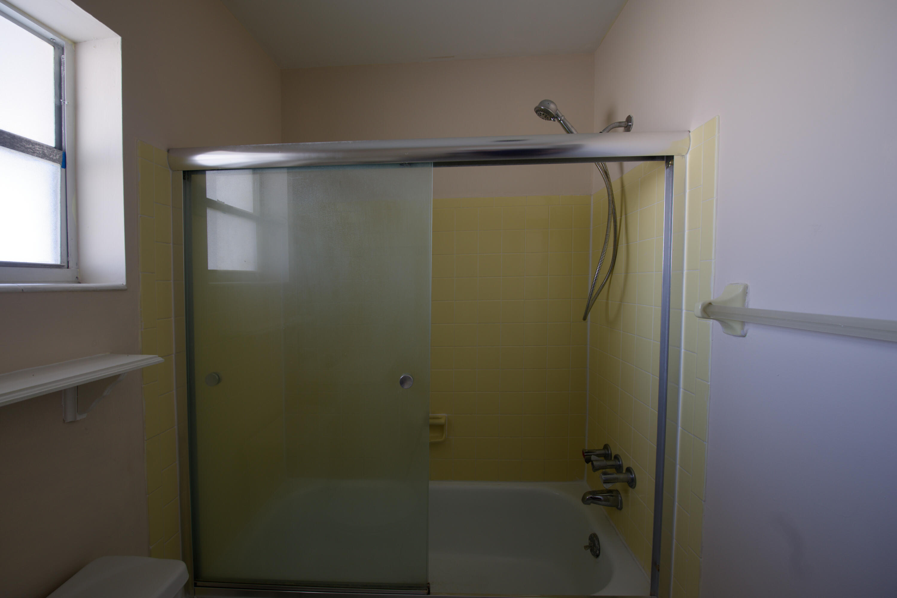 2102 Northeast 1st Way, Unit 202 Boynton Beach, FL 33435 - Photo 12 of 18 DSC00470_DxO