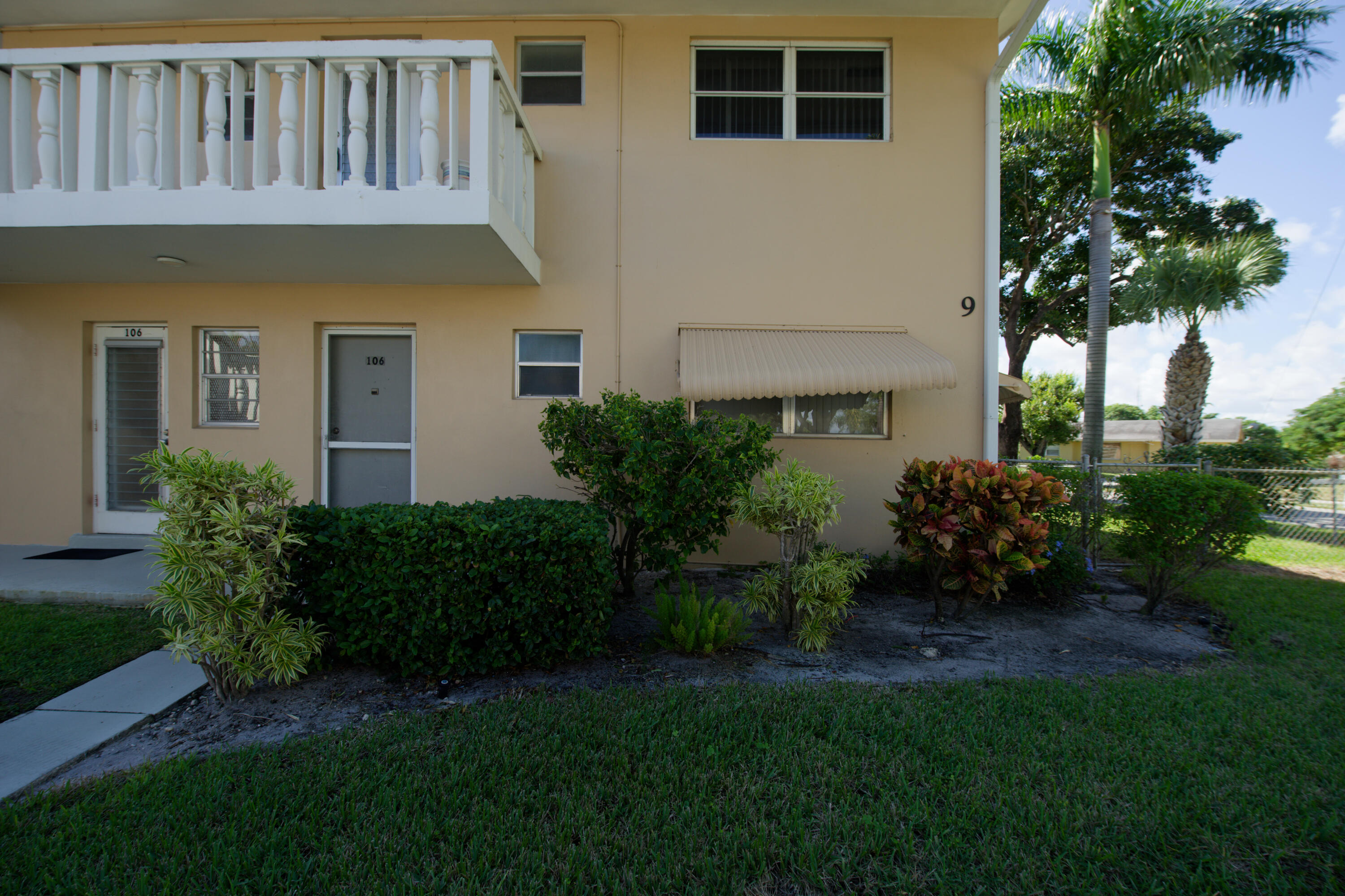 2102 Northeast 1st Way, Unit 202 Boynton Beach, FL 33435 - Photo 13 of 18 DSC00481_DxO