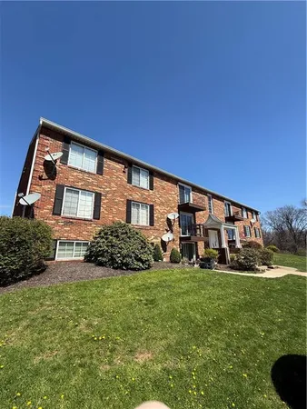 $126,000 | 608 Bonnie Brae Drive, Coraopolis, PA 15108