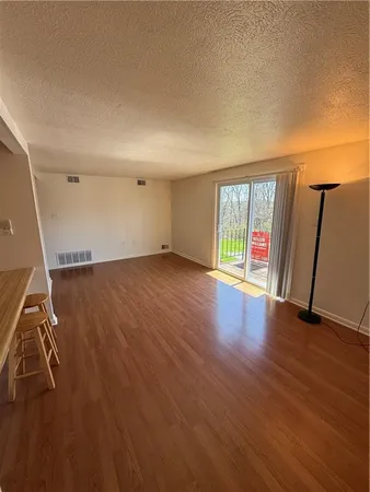 $126,000 | 608 Bonnie Brae Drive, Coraopolis, PA 15108