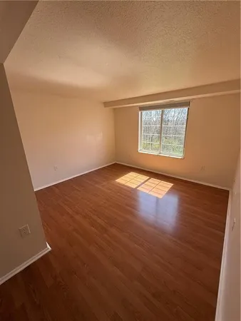 $126,000 | 608 Bonnie Brae Drive, Coraopolis, PA 15108